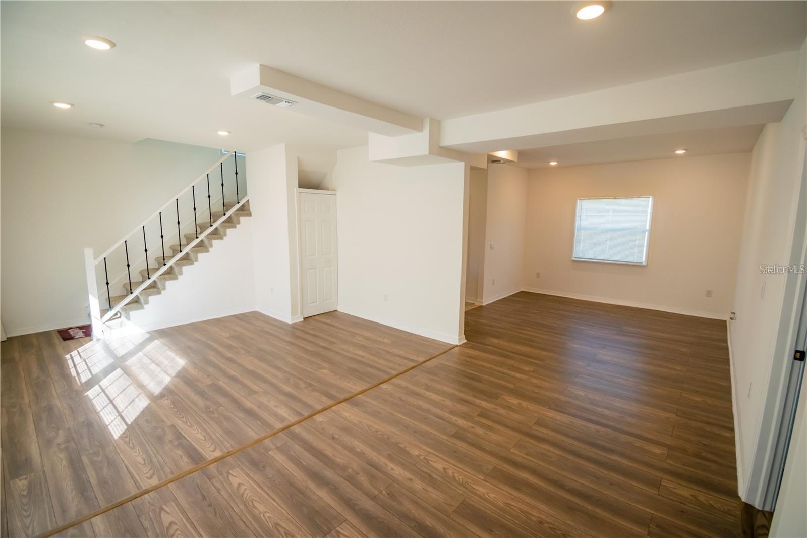 TORONTO PARK BLK 25 DAYTONA - Residential