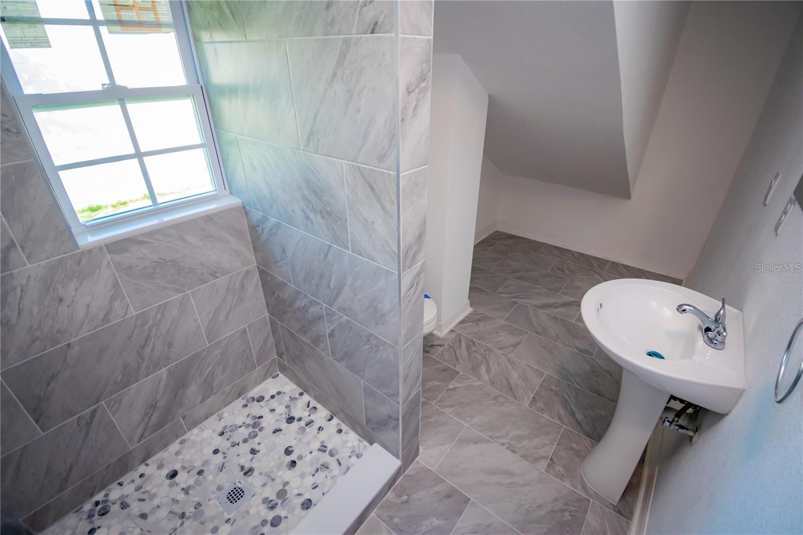 TORONTO PARK BLK 25 DAYTONA - Residential