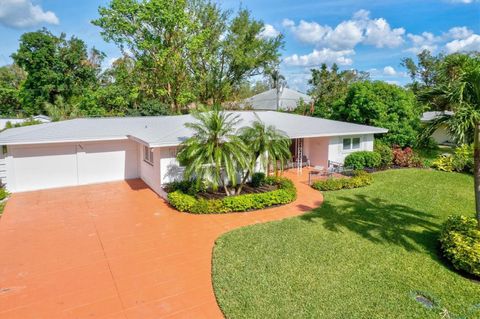 A home in SARASOTA