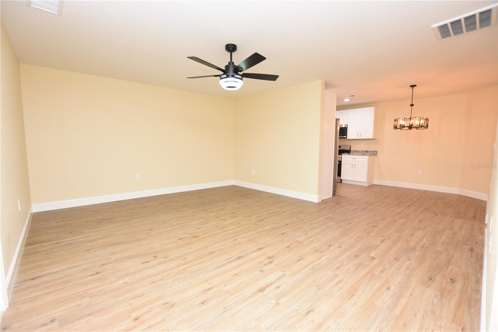 WINSTON HEIGHTS - Residential Lease