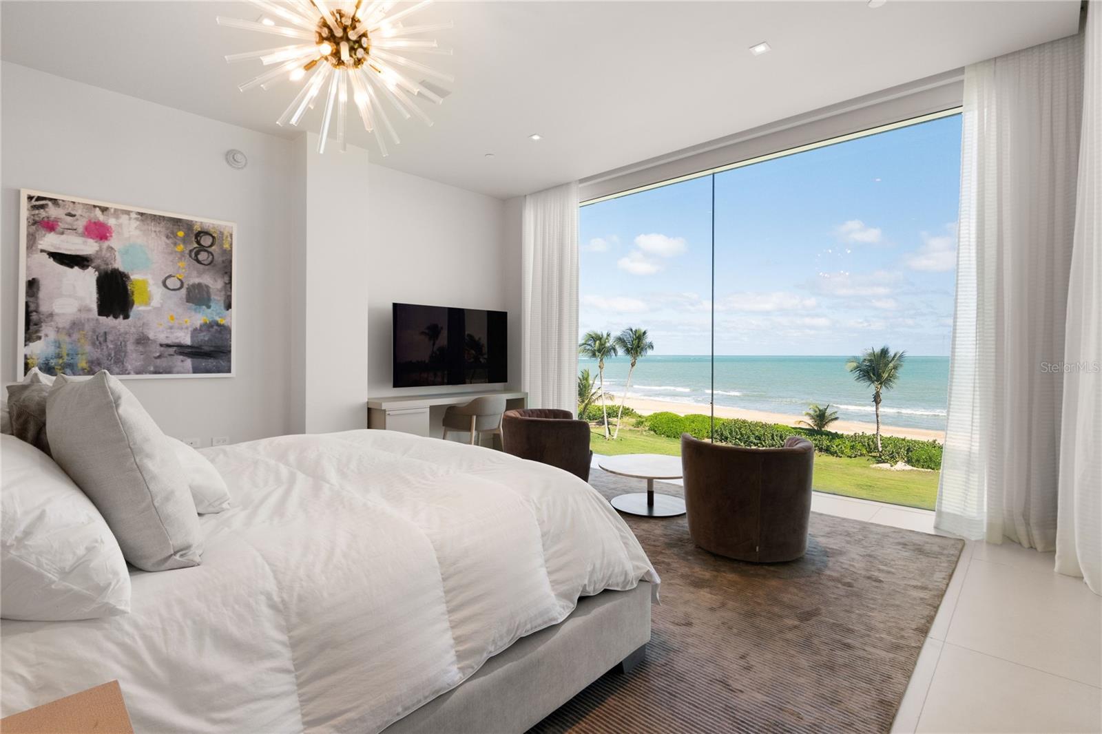 OCEAN DRIVE ST. REGIS BAHIA BEACH - Residential