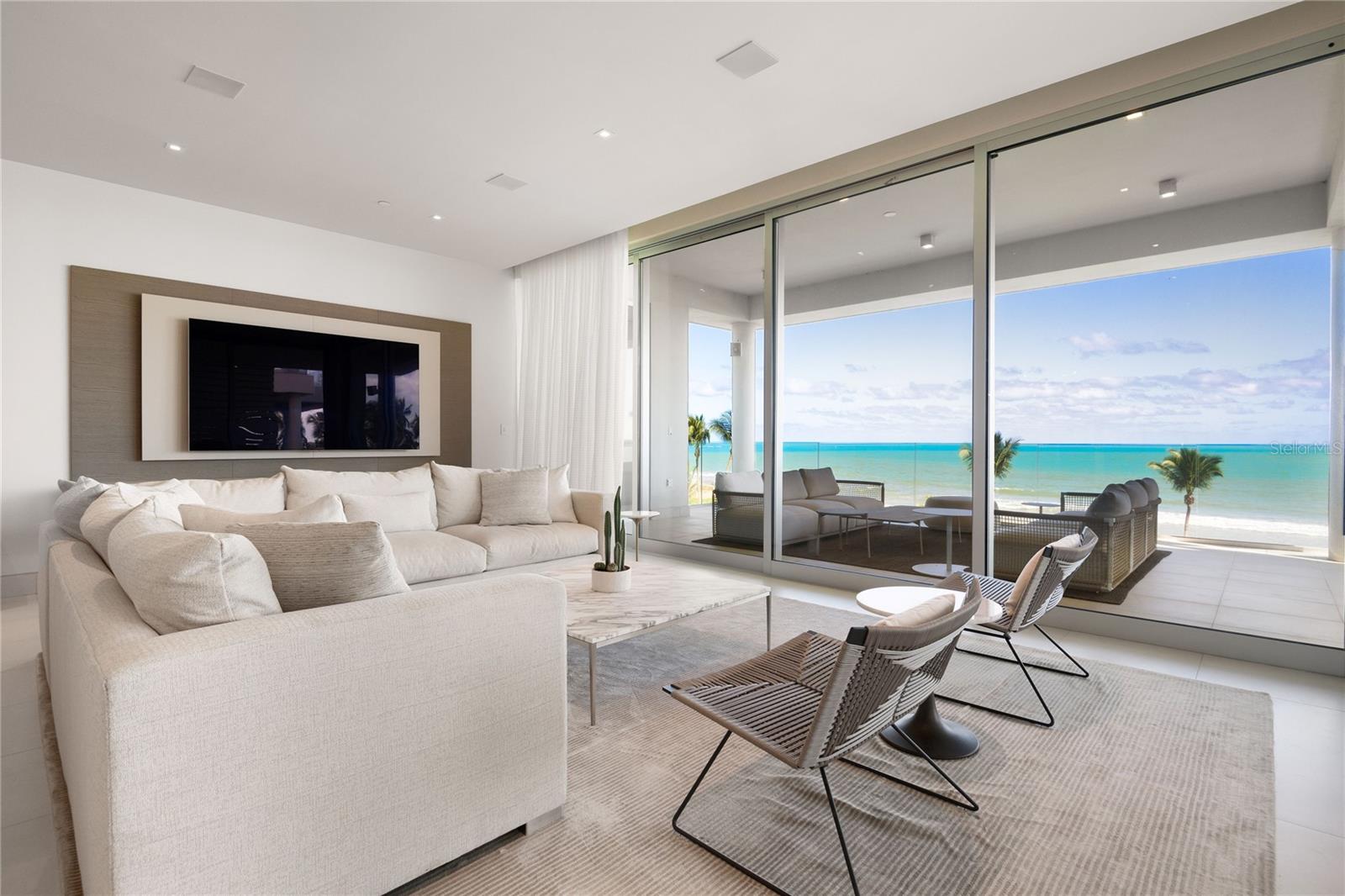 OCEAN DRIVE ST. REGIS BAHIA BEACH - Residential