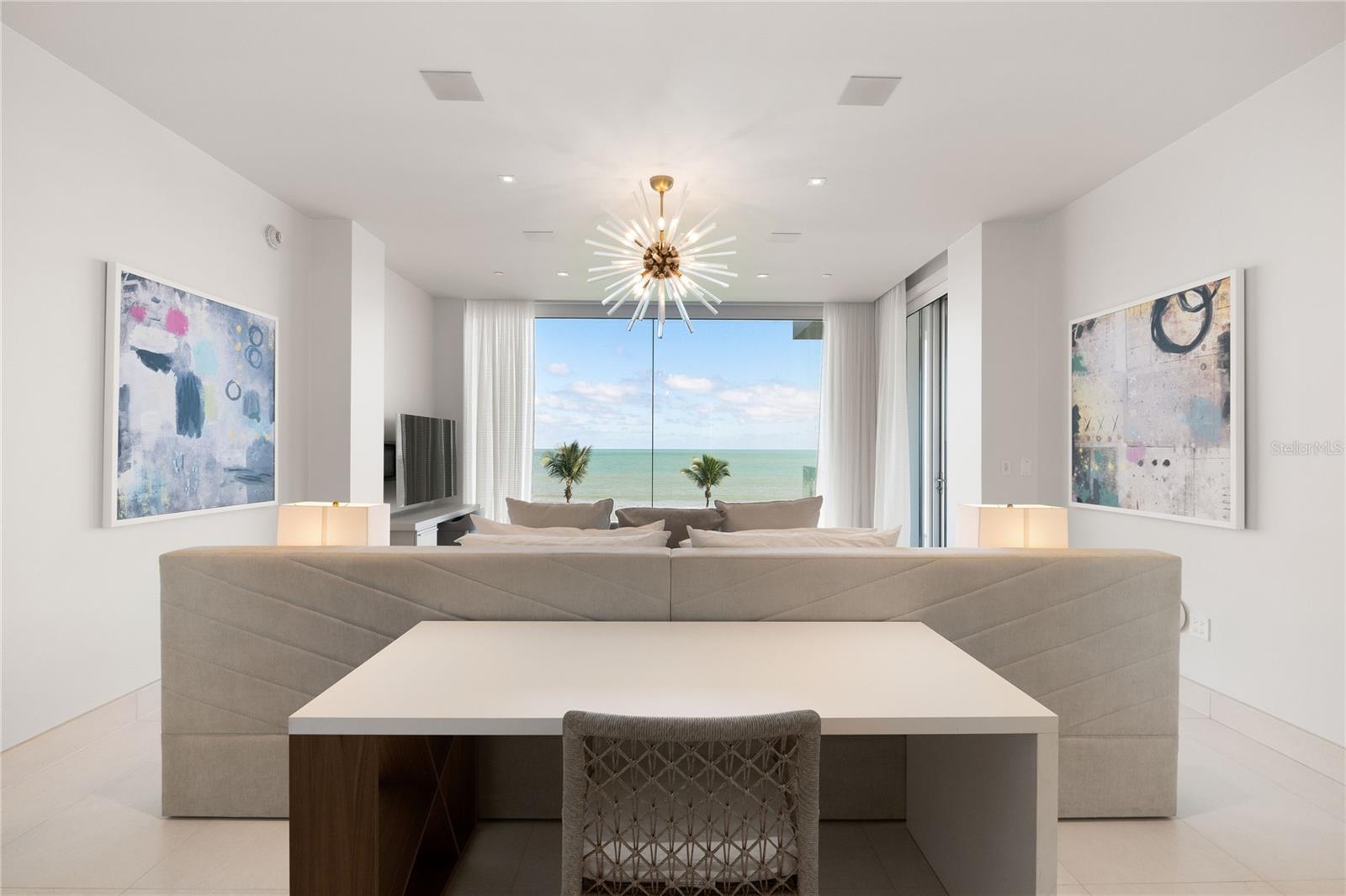 OCEAN DRIVE ST. REGIS BAHIA BEACH - Residential