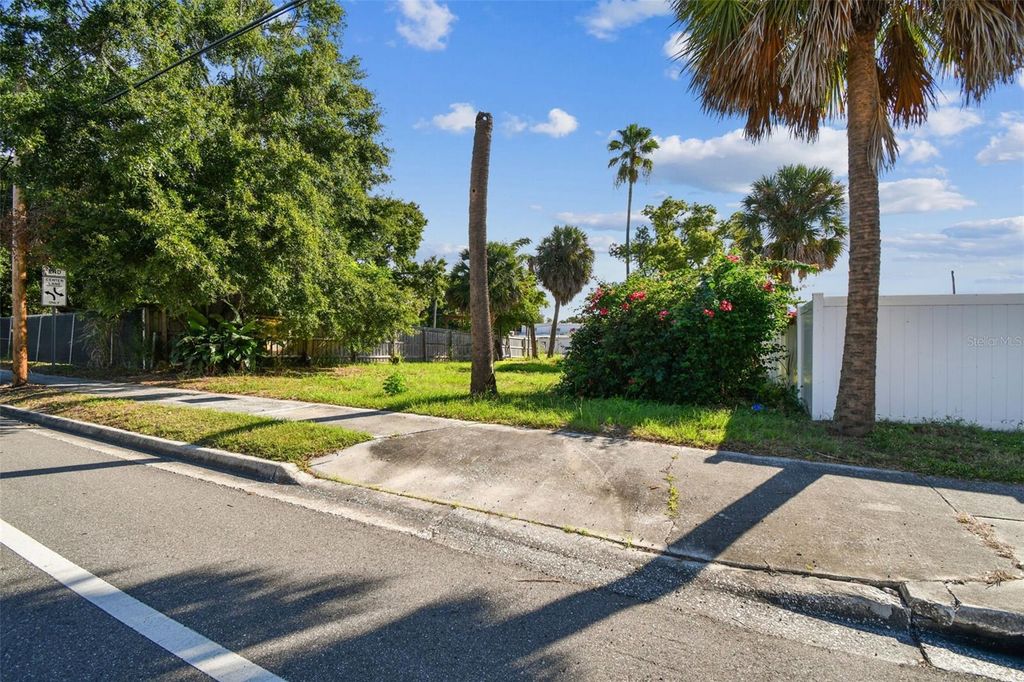 Photo of 2903 N 34th Street, Tampa, FL 33605 (MLS # TB8434003)