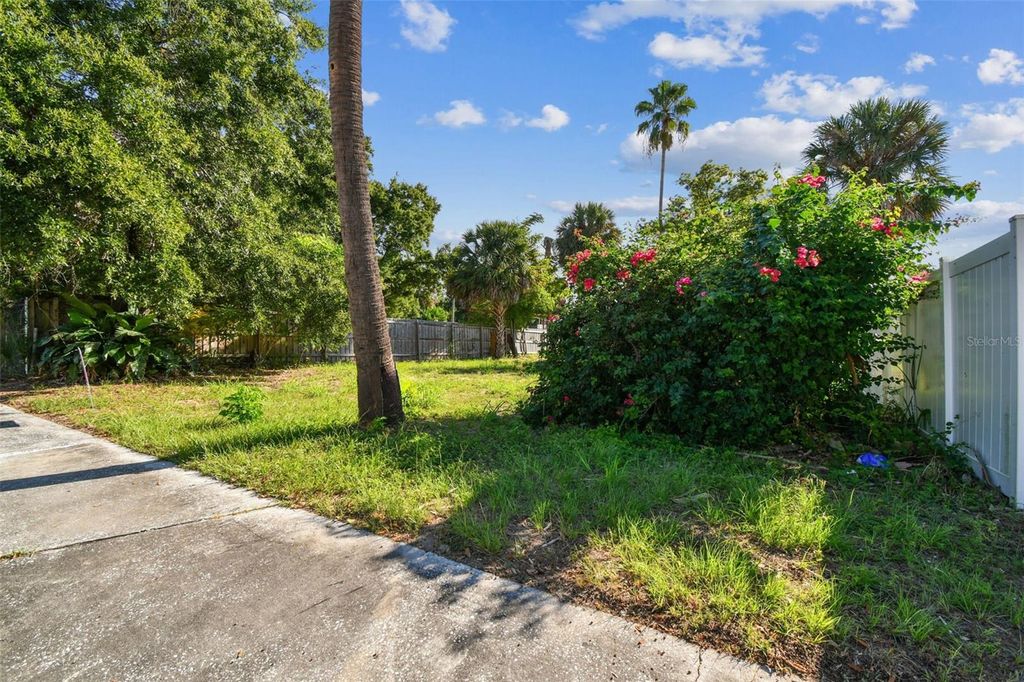 Photo of 2903 N 34th Street, Tampa, FL 33605 (MLS # TB8434003)