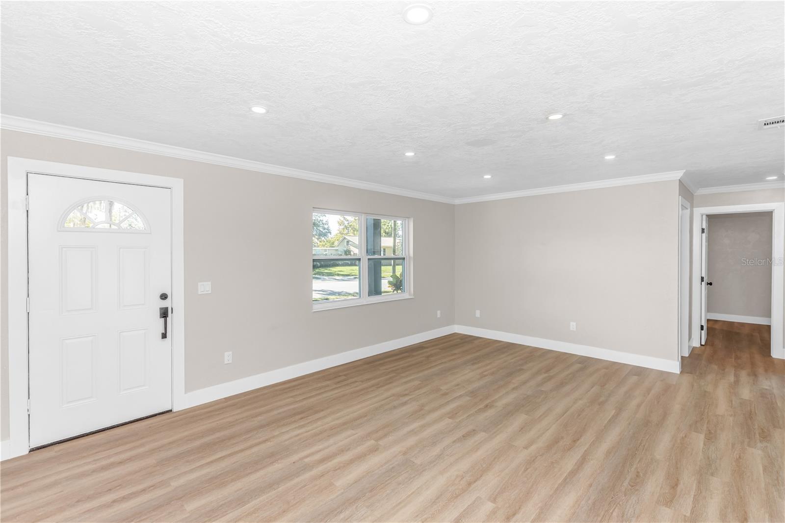 652 MOSS DRIVE