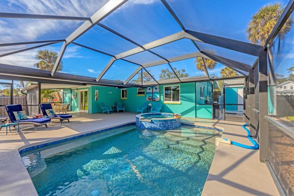 Photo of 609 W Perry Street, Englewood, FL 34223 (MLS # N6140524)