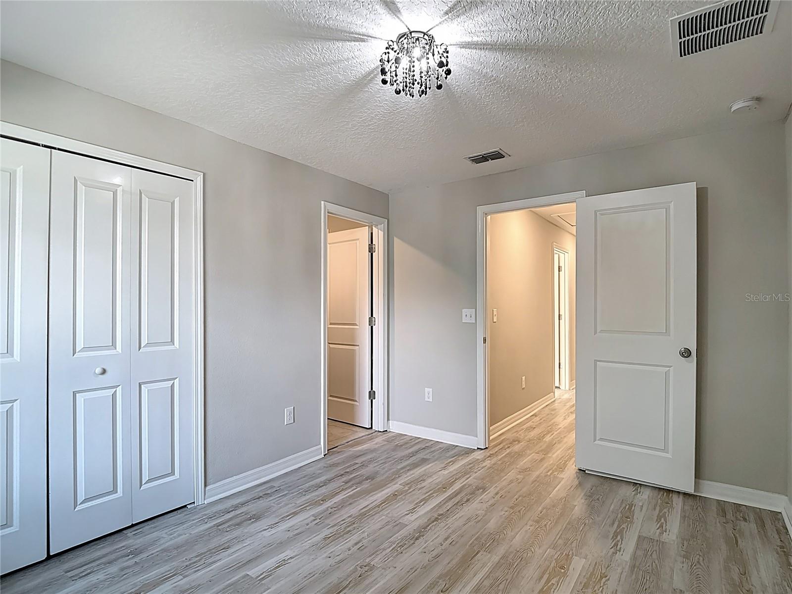 VENTANA TWNHMS AT WATERS EDGE - Residential Lease