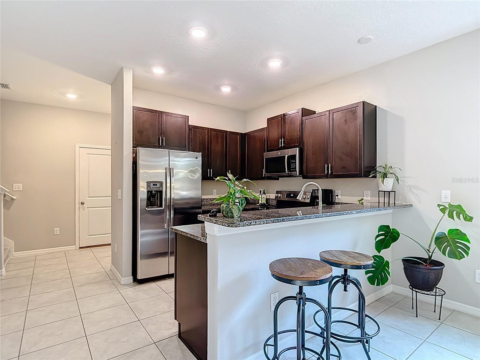 VENTANA TWNHMS AT WATERS EDGE - Residential Lease