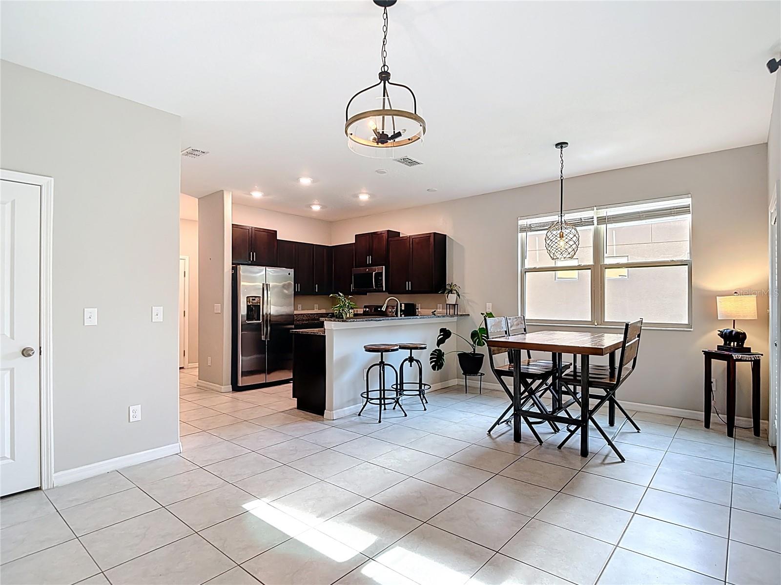 VENTANA TWNHMS AT WATERS EDGE - Residential Lease
