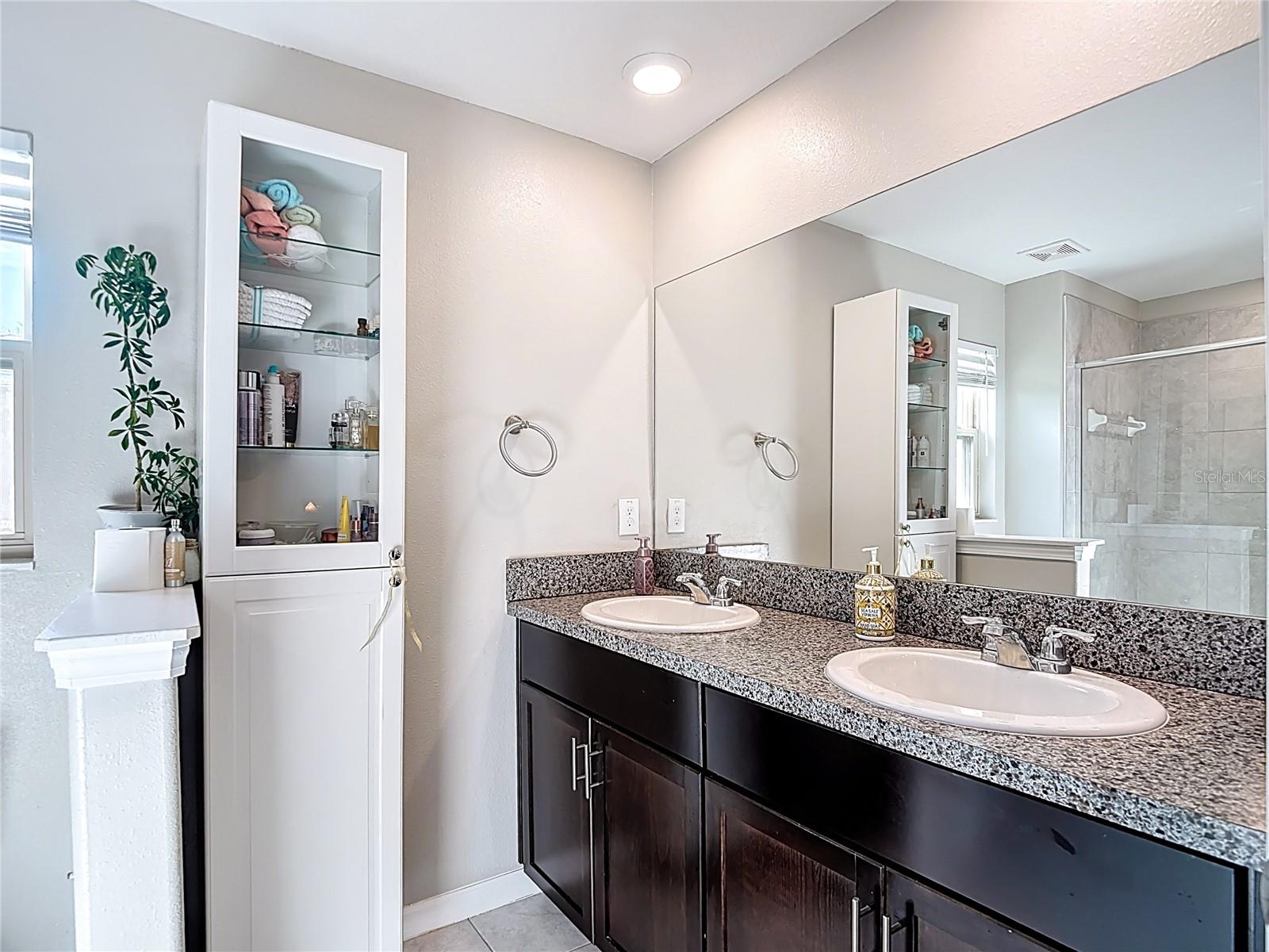 VENTANA TWNHMS AT WATERS EDGE - Residential Lease