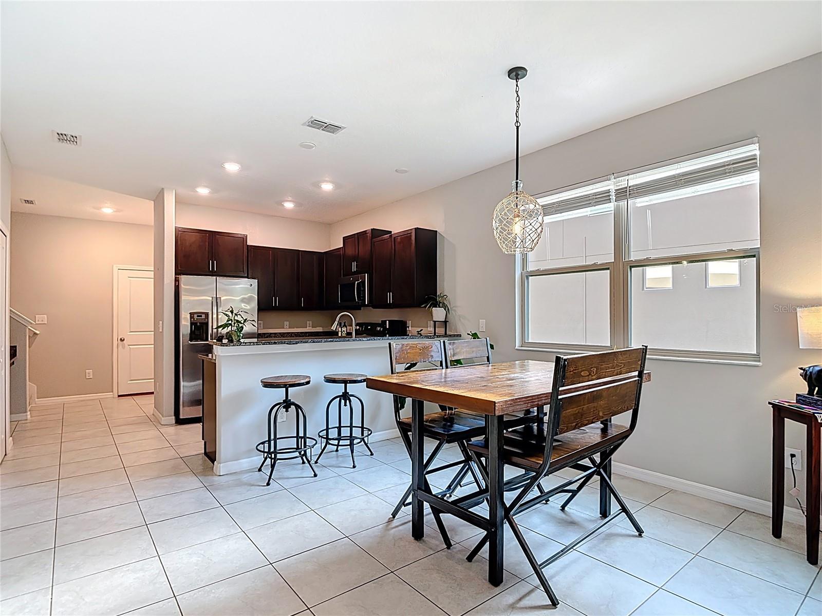 VENTANA TWNHMS AT WATERS EDGE - Residential Lease