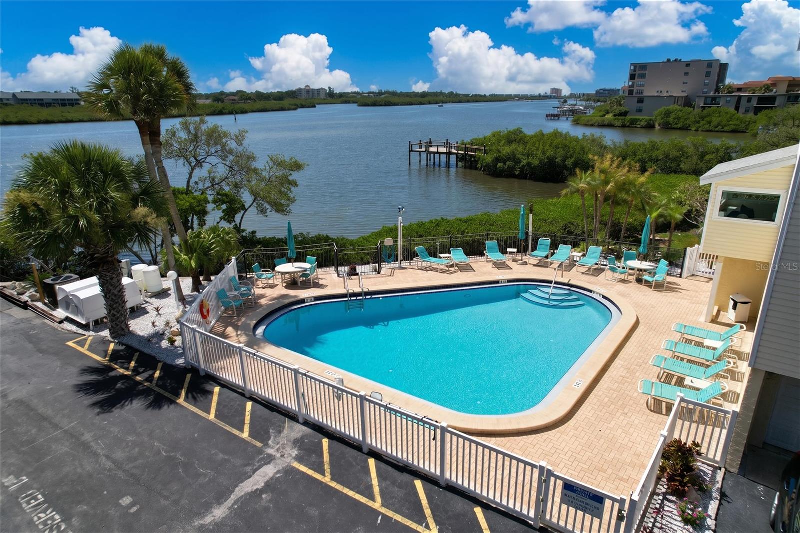 19807 GULF BOULEVARD 122
