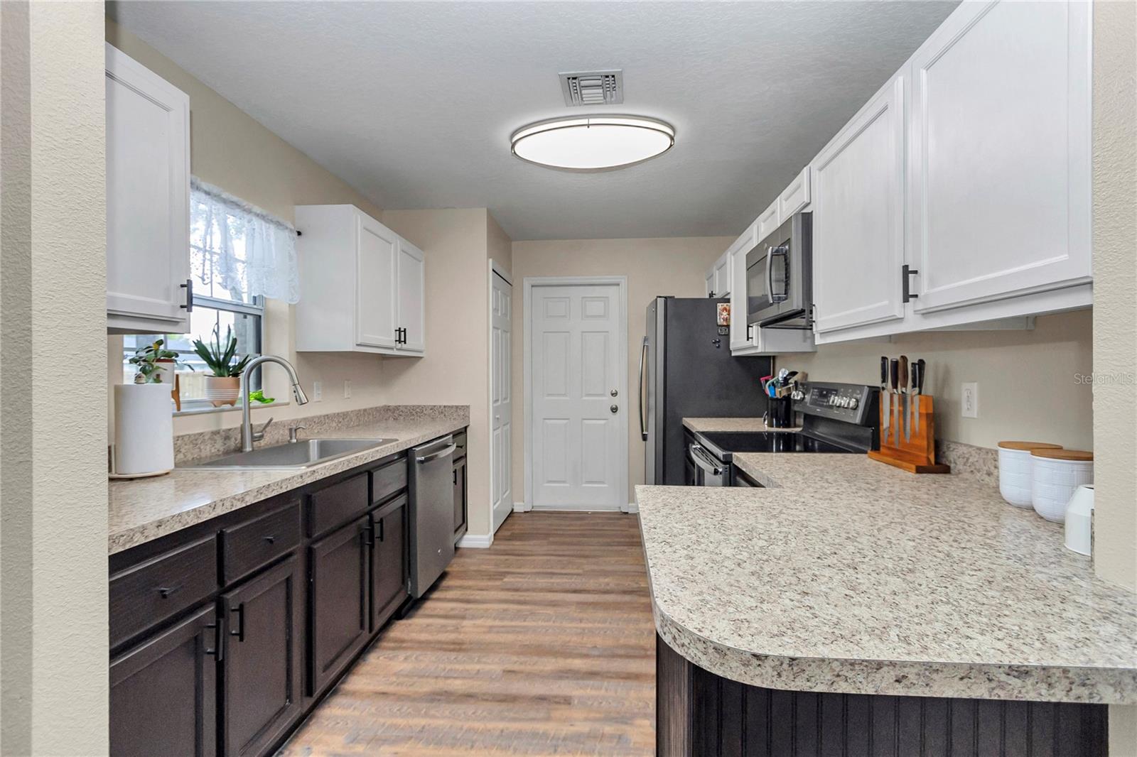 OCALA PARK ESTATE - Residential