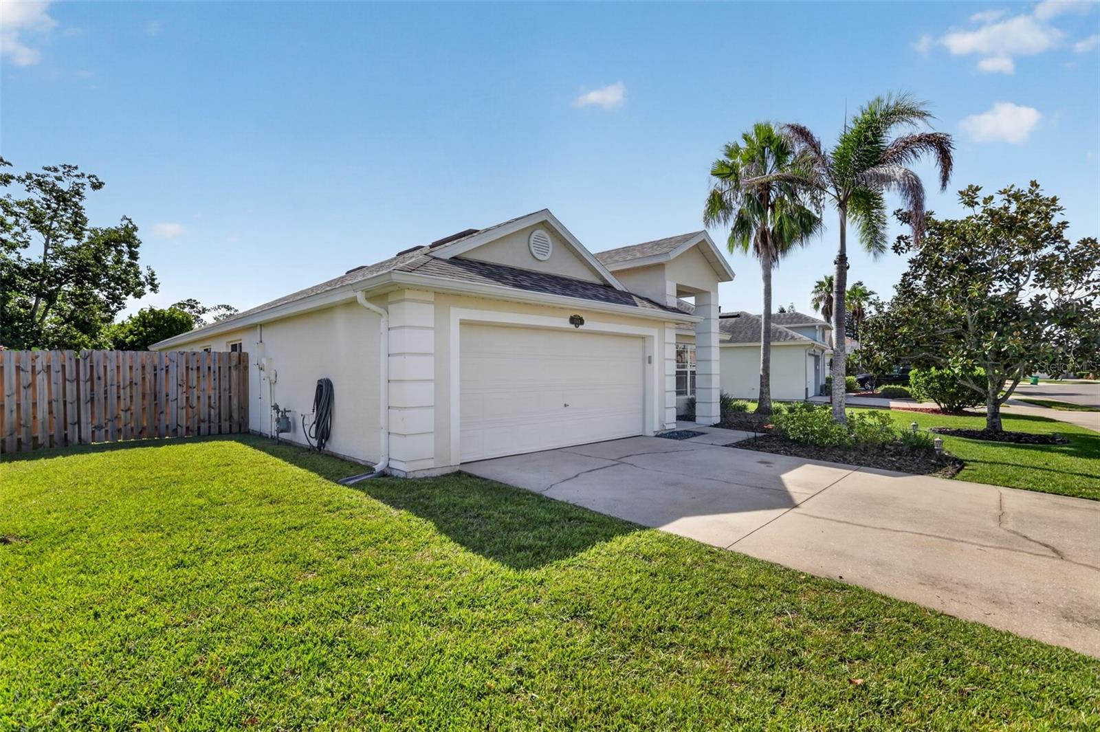 1763 SUN GAZER DRIVE