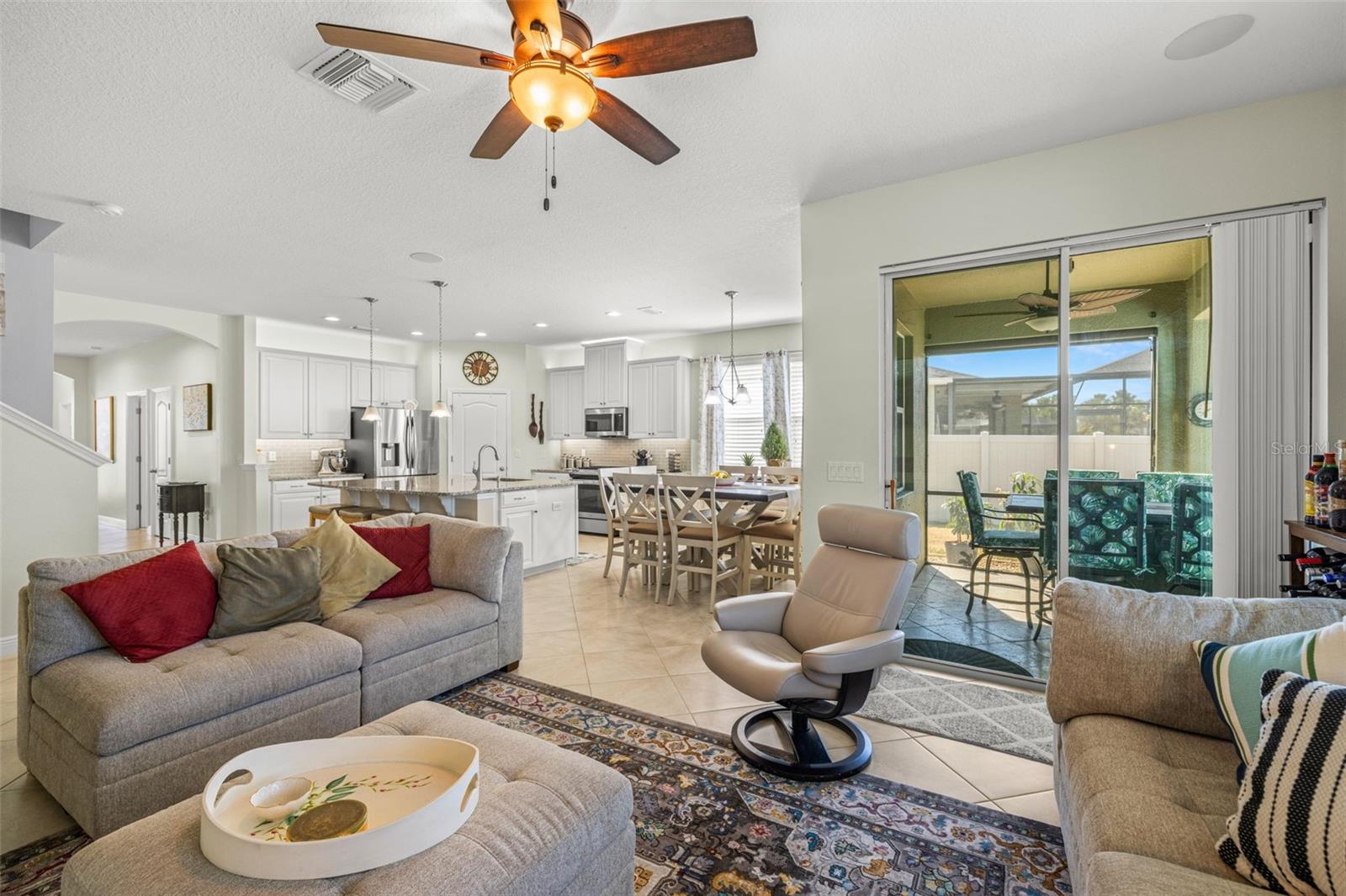 LUCAYA LAKE CLUB PH 2C - Residential