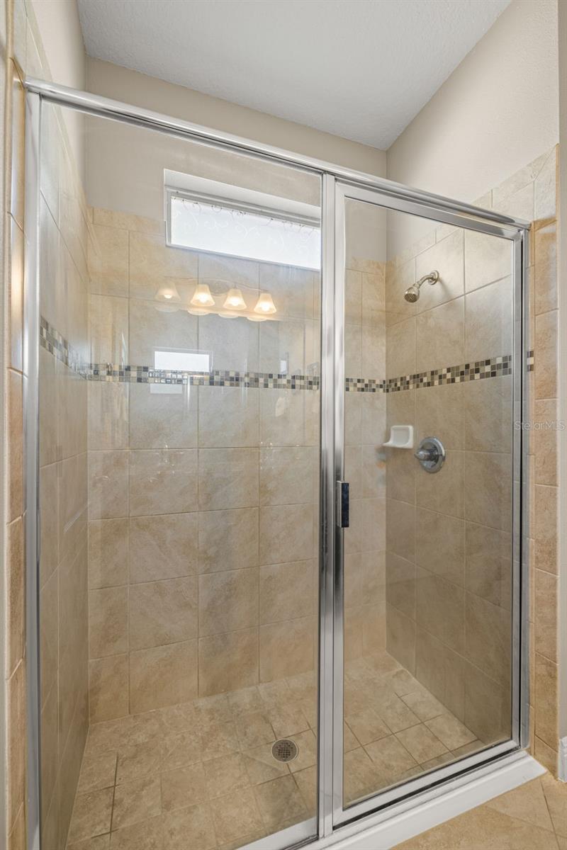 LUCAYA LAKE CLUB PH 2C - Residential