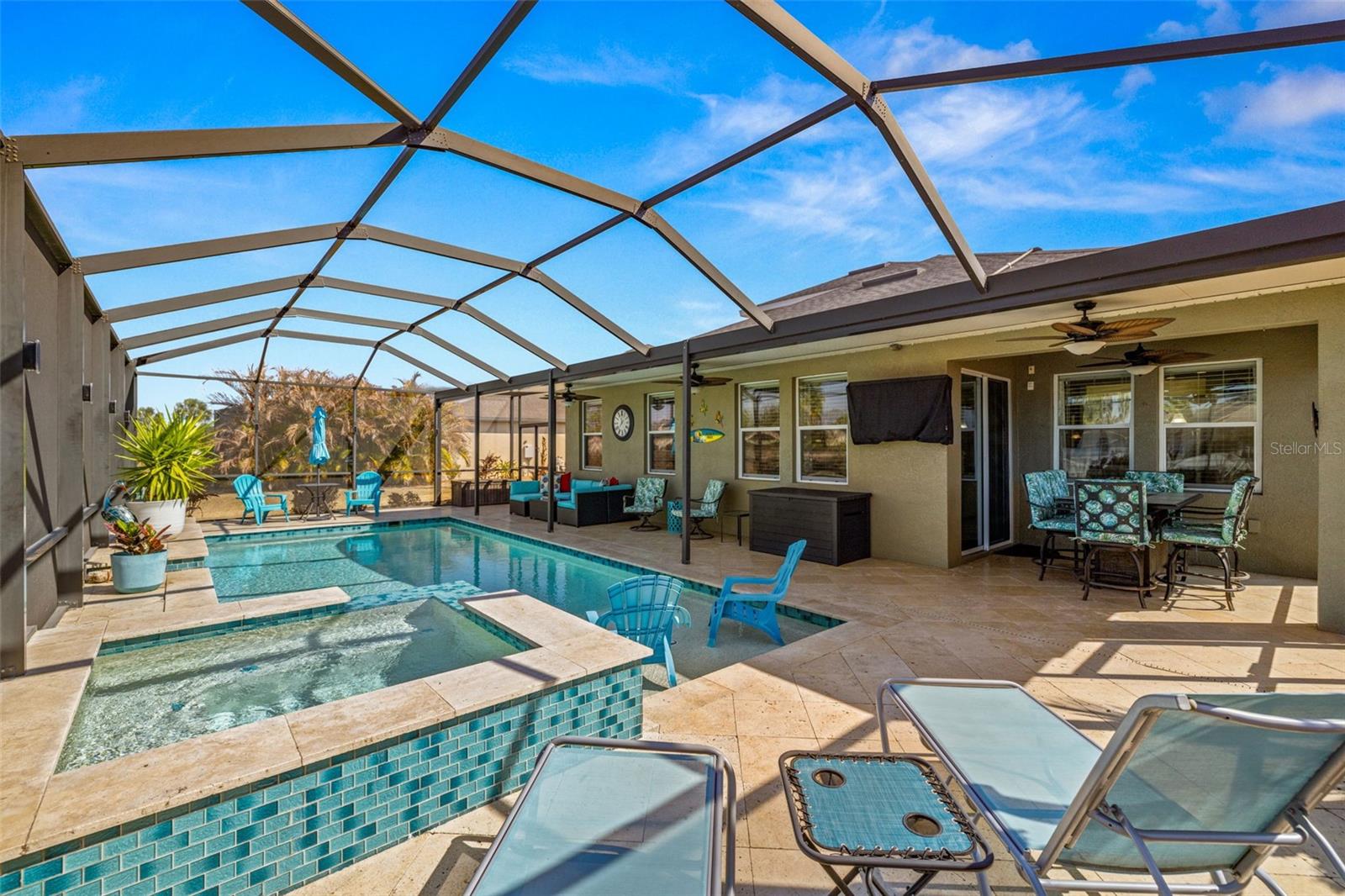 LUCAYA LAKE CLUB PH 2C - Residential