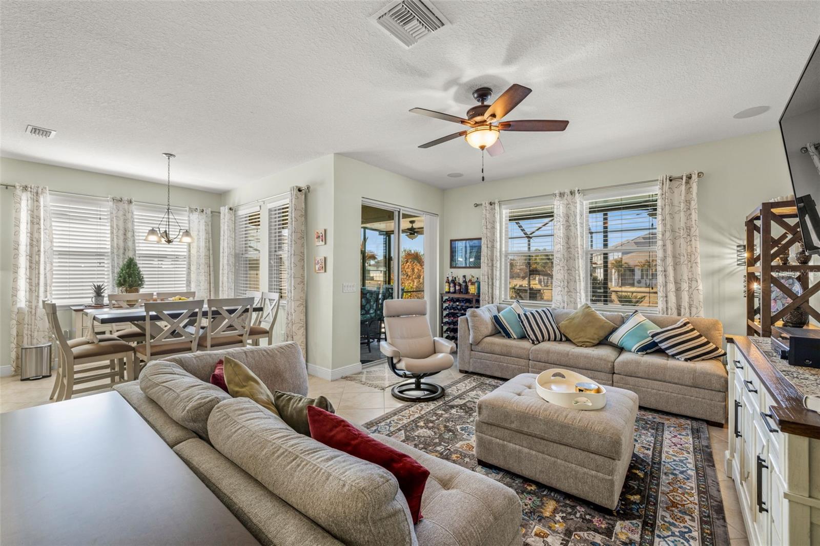 LUCAYA LAKE CLUB PH 2C - Residential