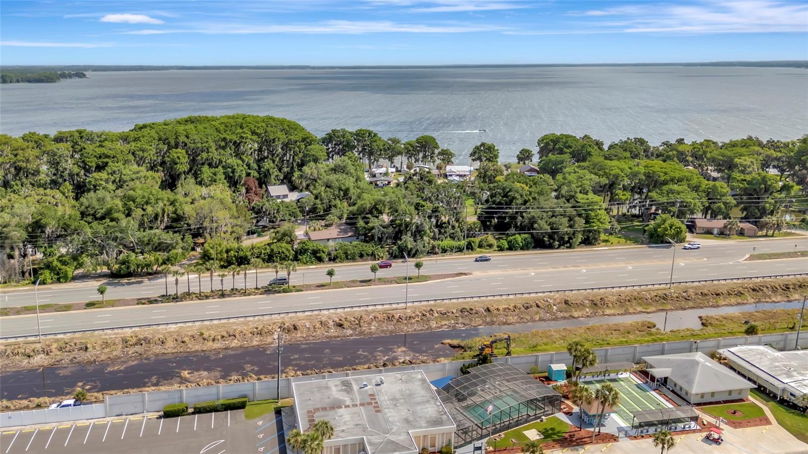 TAVARES IMPERIAL MOBILE TERRACE ADD 04 - Residential
