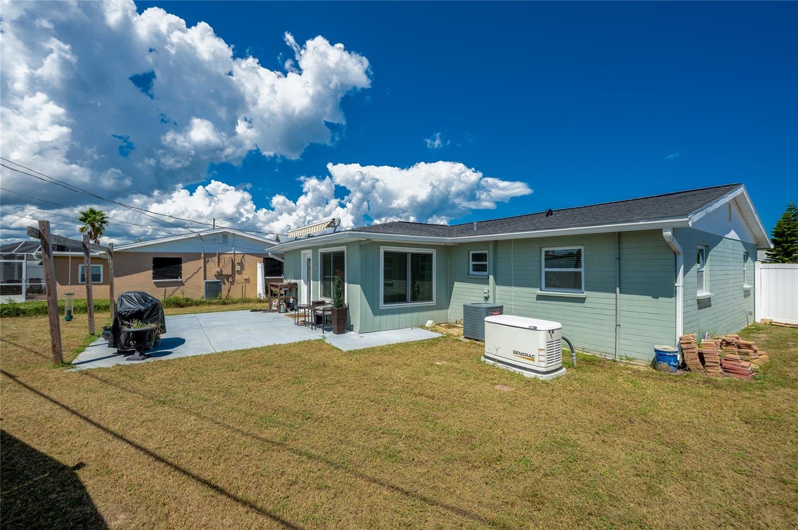 SEASIDE HOMES - Residential