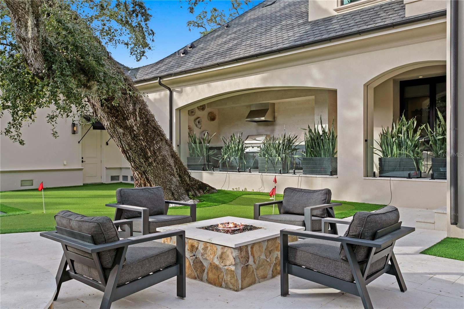 BEACH PARK - Residential