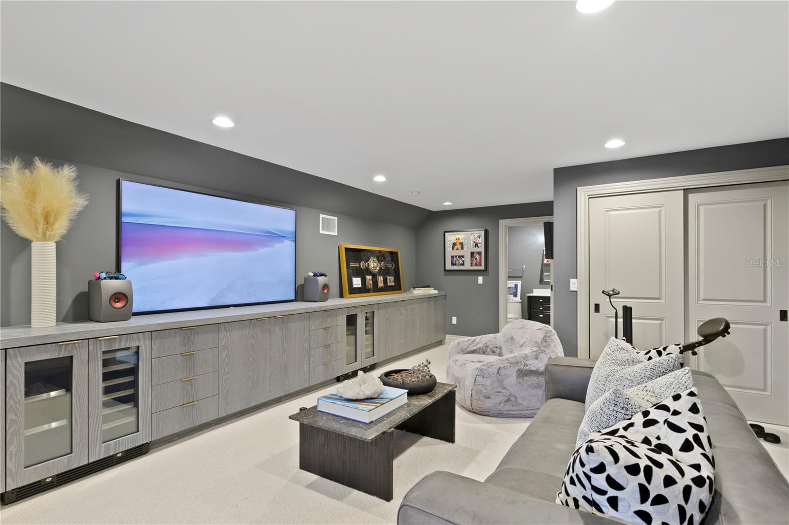 BEACH PARK - Residential