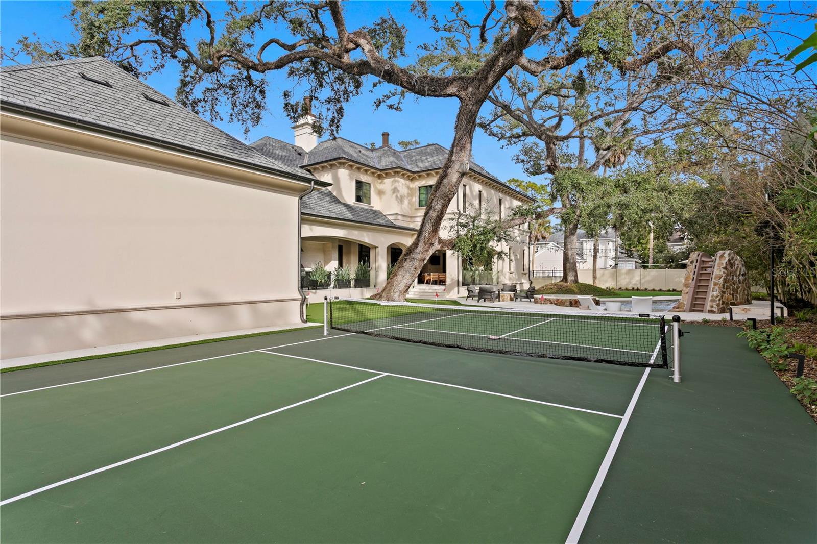 BEACH PARK - Residential