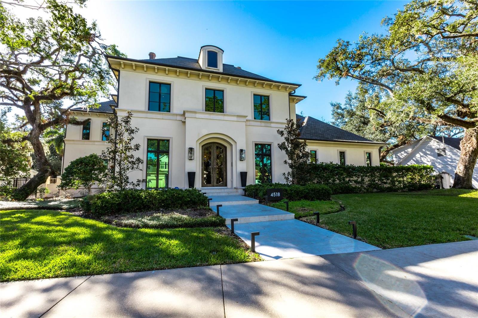 BEACH PARK - Residential