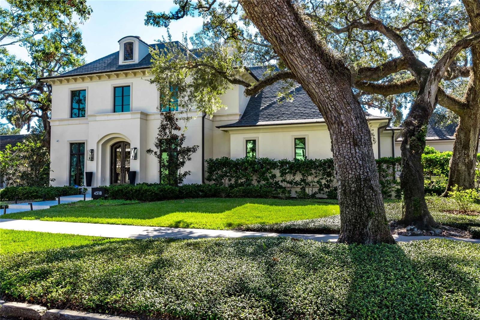 BEACH PARK - Residential