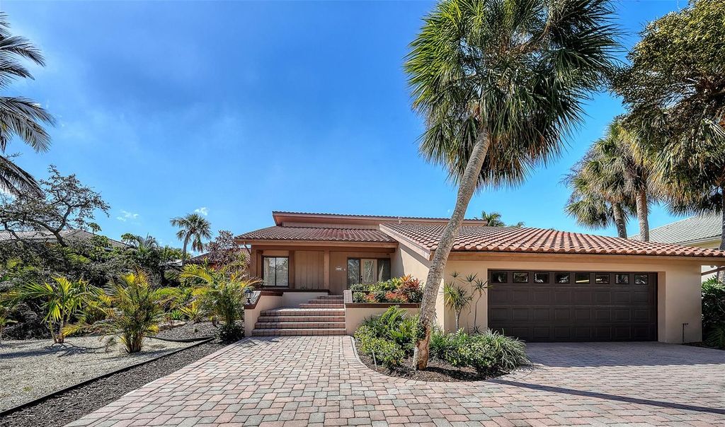 Photo of 3131 Bayou Sound, Longboat Key, FL 34228 (MLS # A4683048)