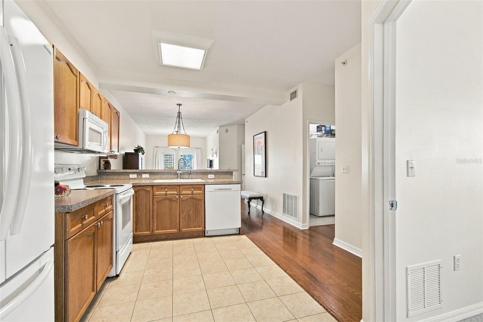316 8TH STREET S 304