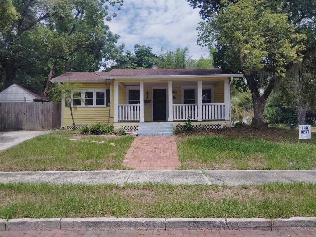 Photo of 1503 Belgrade Avenue, Orlando, FL 32803 (MLS # O6423563)