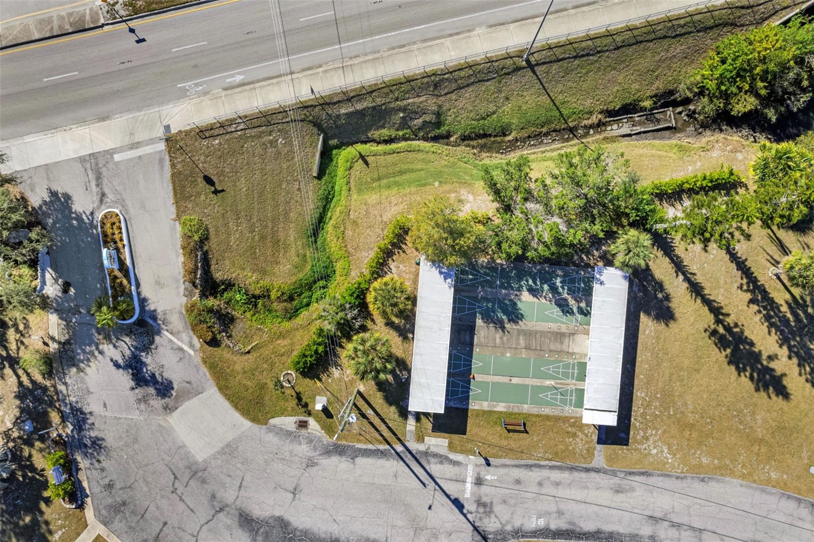 BROOK TO BAY - Residential