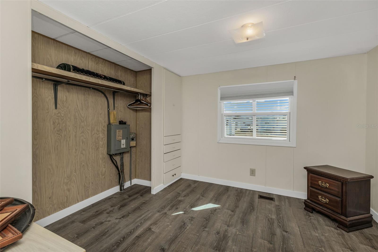 BROOK TO BAY - Residential