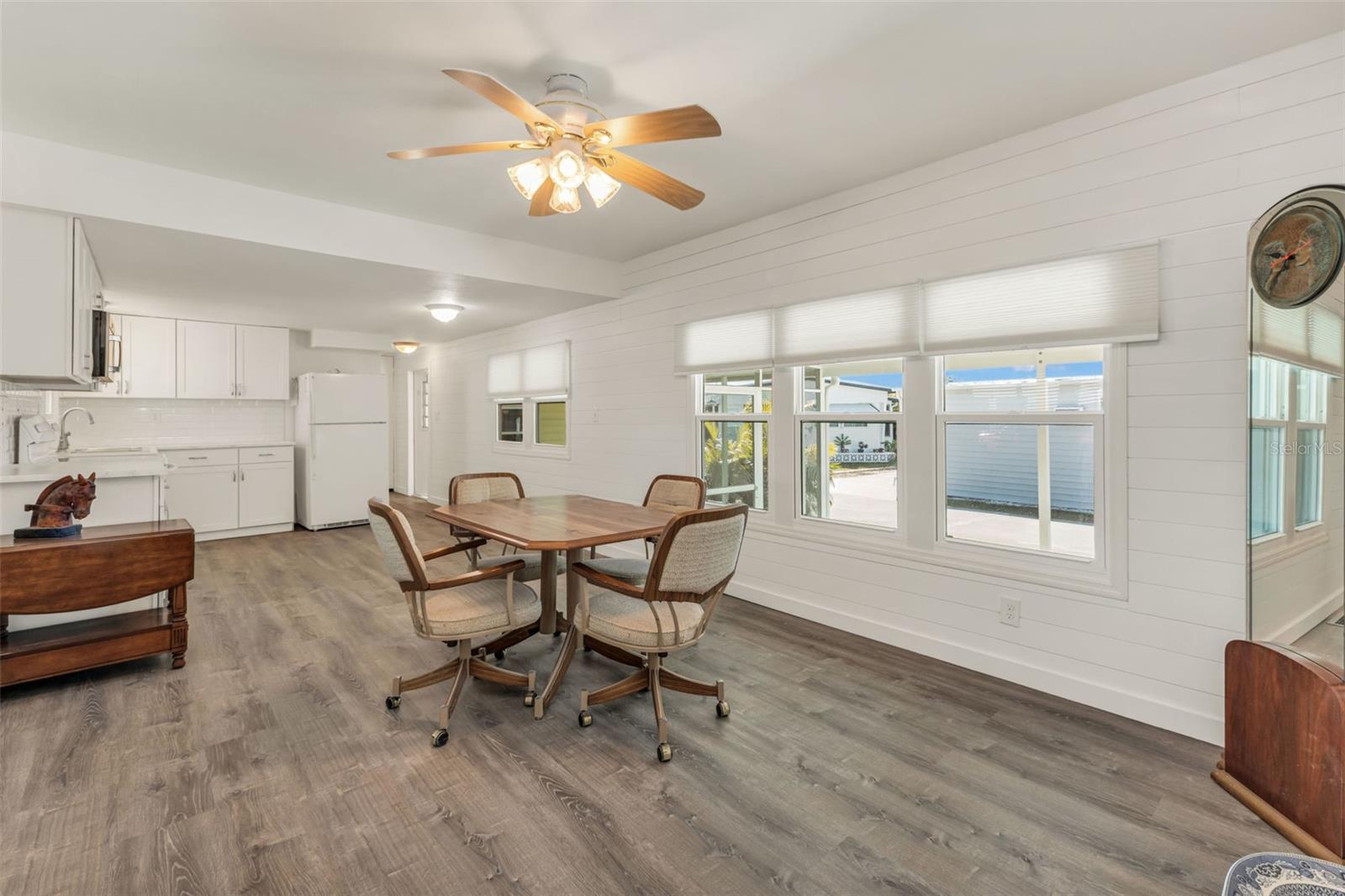 BROOK TO BAY - Residential