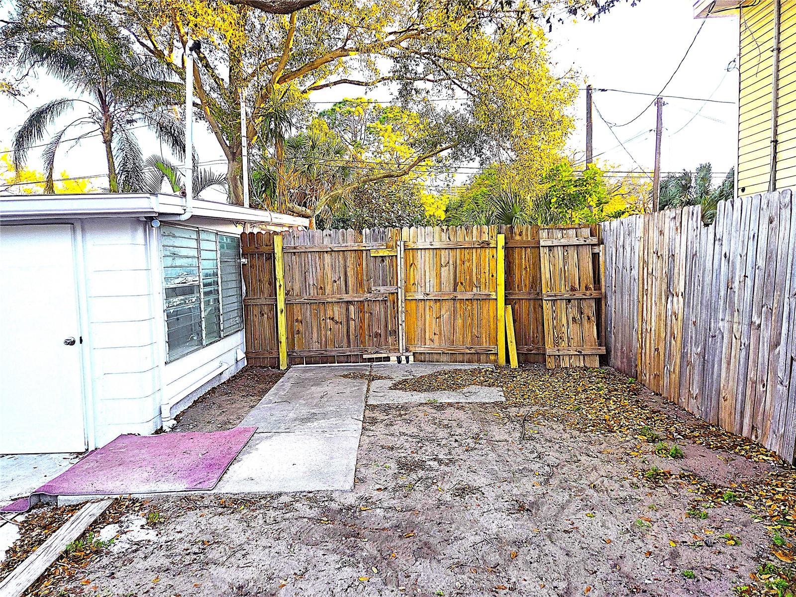 ACREAGE - Residential