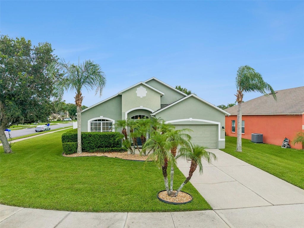 Photo of 327 Marathon Lane, Sanford, FL 32771 (MLS # V4950331)
