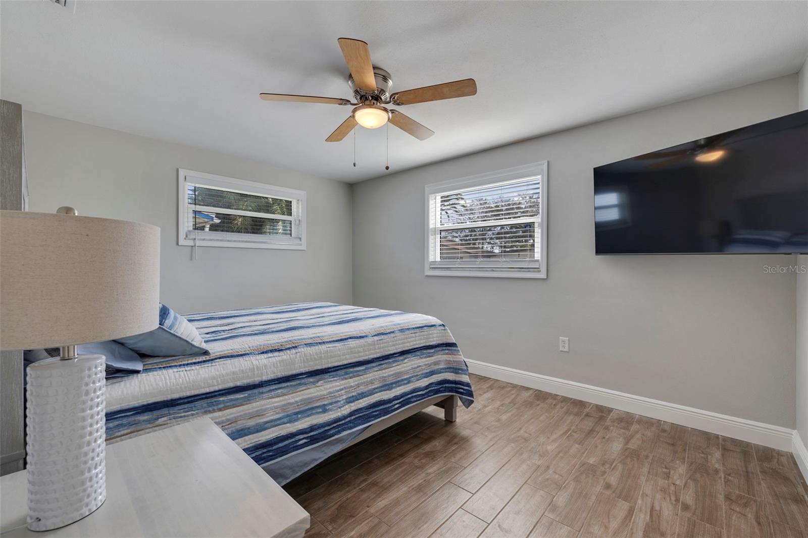 SPITZERS BLK 6 REP OF 5TH ADD TO HARBOR SHORES - Residential