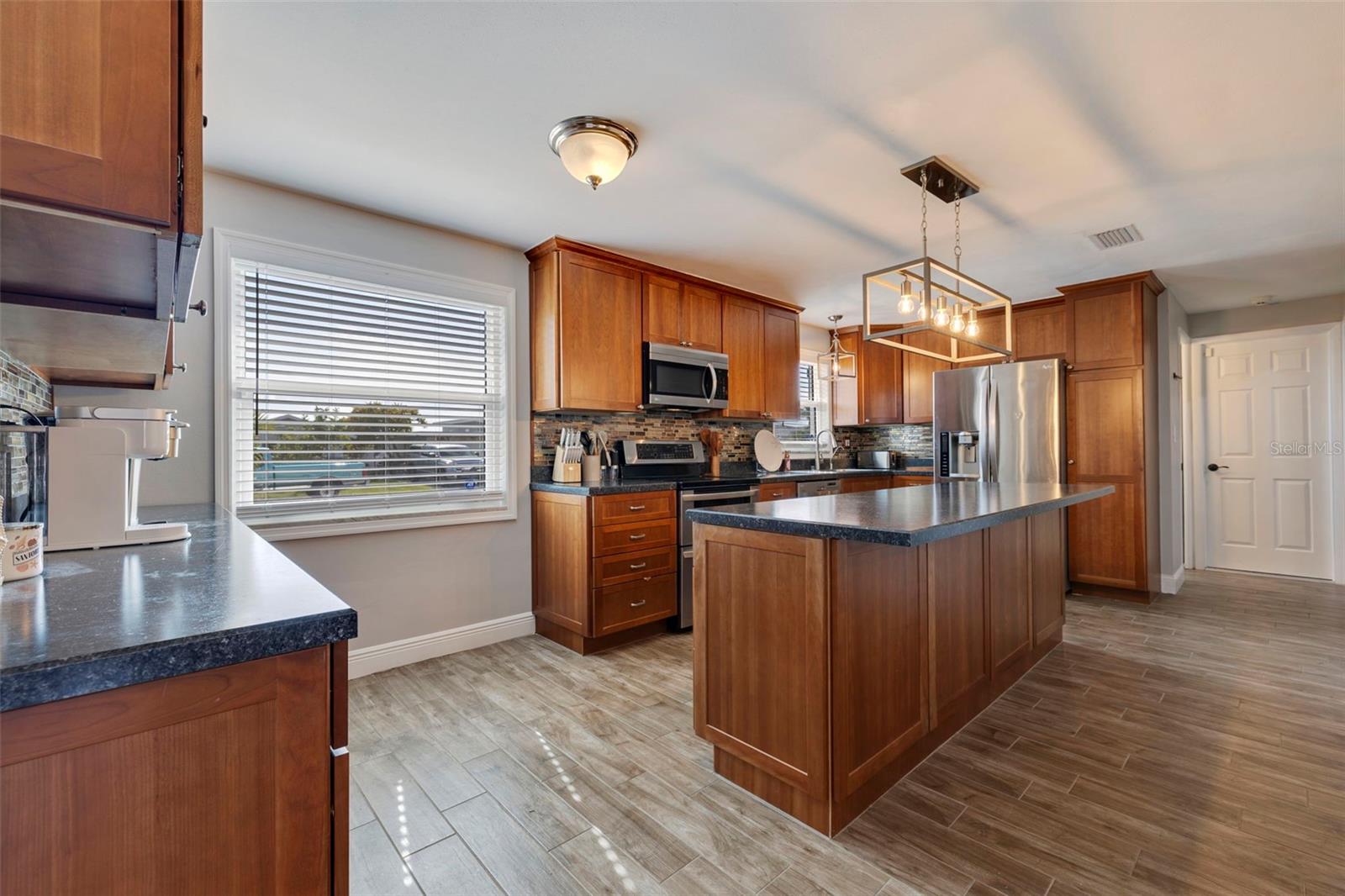 SPITZERS BLK 6 REP OF 5TH ADD TO HARBOR SHORES - Residential