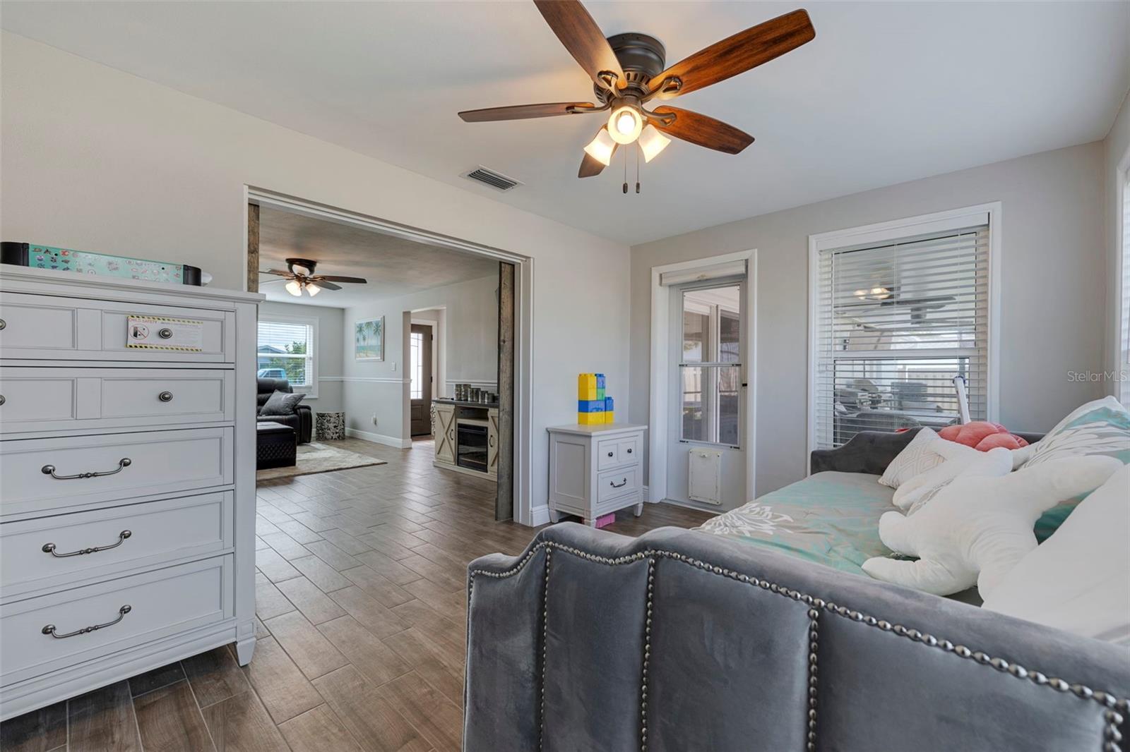 SPITZERS BLK 6 REP OF 5TH ADD TO HARBOR SHORES - Residential