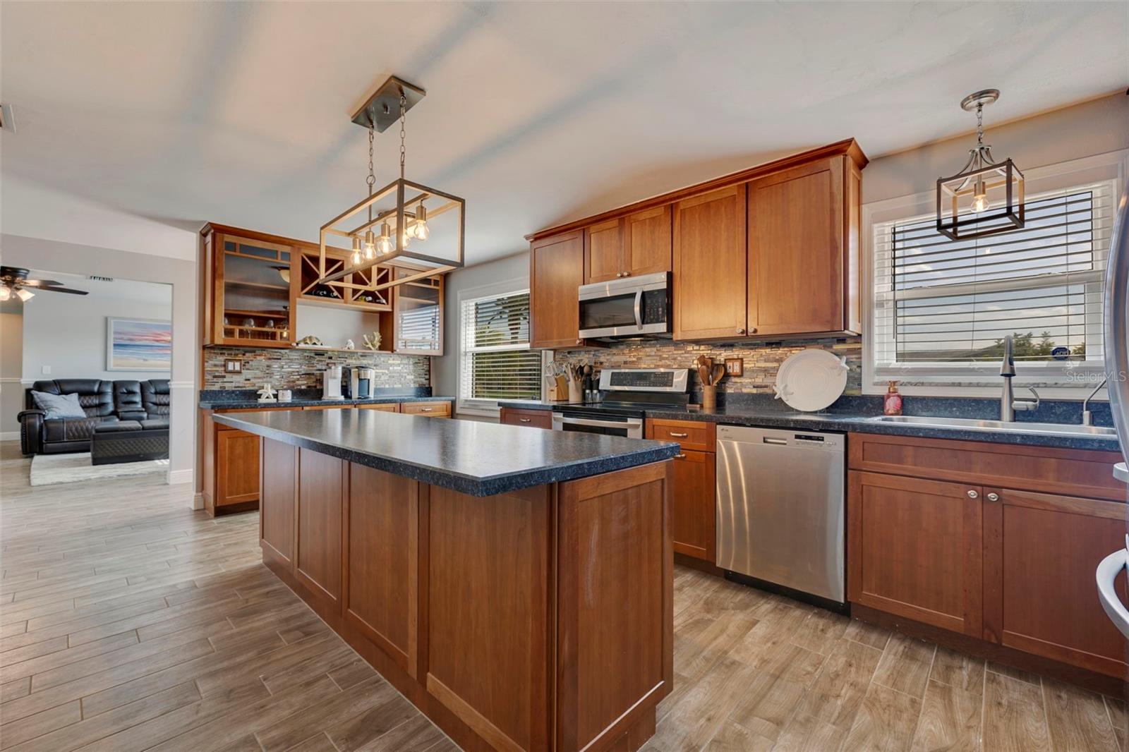 SPITZERS BLK 6 REP OF 5TH ADD TO HARBOR SHORES - Residential