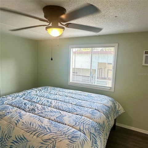 Tiny photo for 818 Michigan Street, Wildwood, FL 34785 (MLS # OM725717)