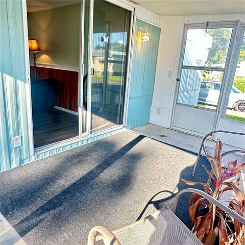 Tiny photo for 818 Michigan Street, Wildwood, FL 34785 (MLS # OM725717)