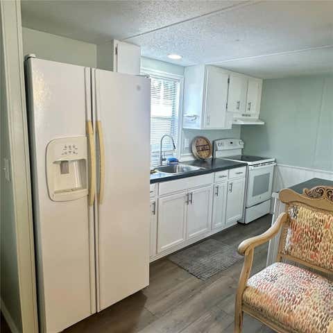Tiny photo for 818 Michigan Street, Wildwood, FL 34785 (MLS # OM725717)