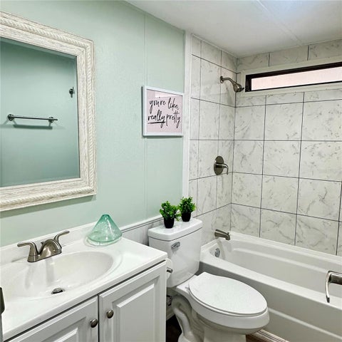 Tiny photo for 818 Michigan Street, Wildwood, FL 34785 (MLS # OM725717)