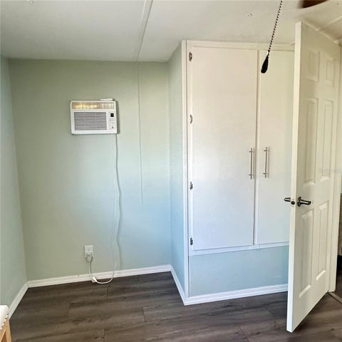 Tiny photo for 818 Michigan Street, Wildwood, FL 34785 (MLS # OM725717)