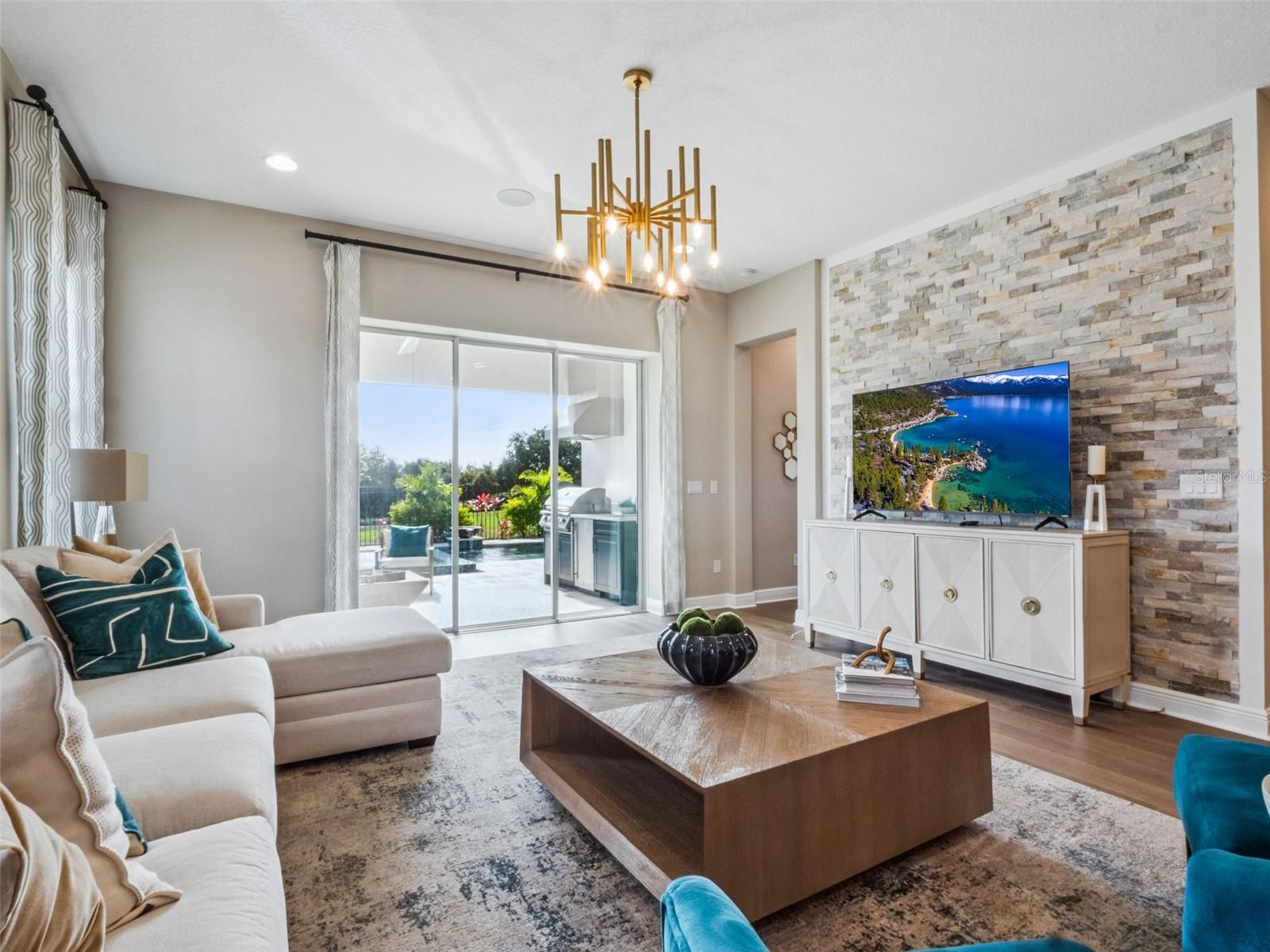 BELLA COLLINA WEST SUB - Residential