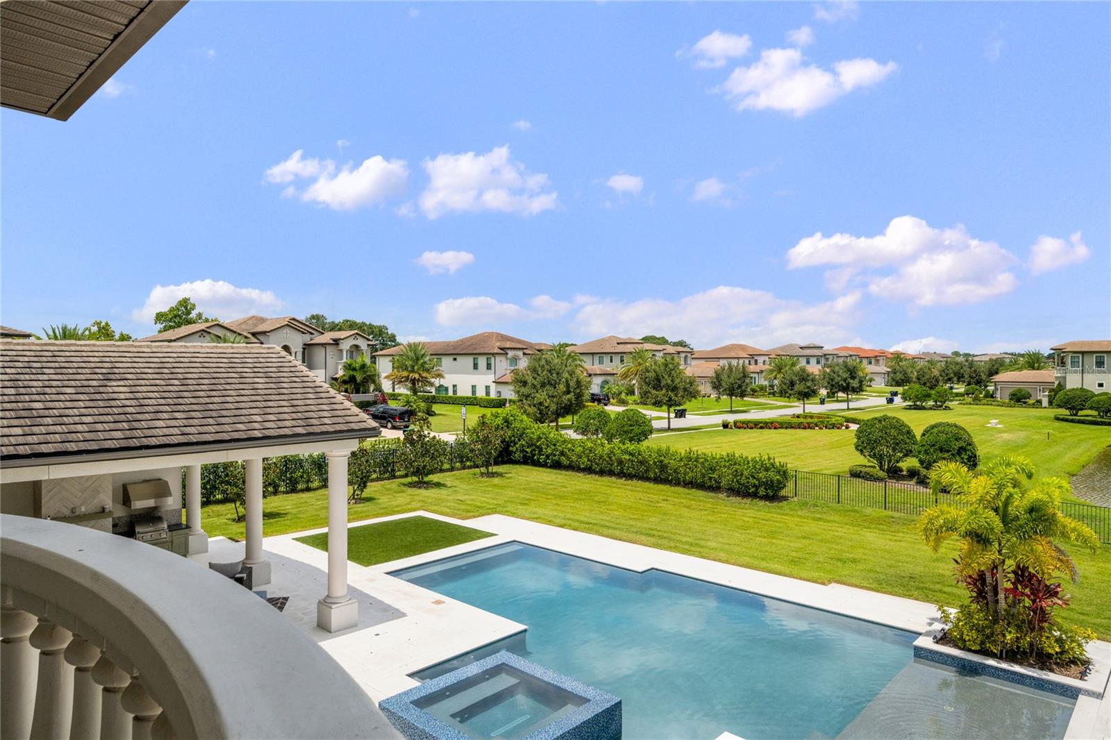 CASABELLA PH 2 - Residential