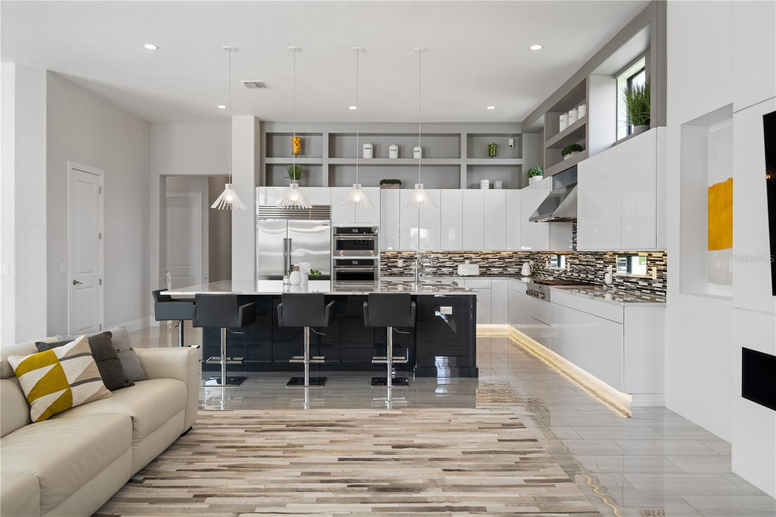 CASABELLA PH 2 - Residential